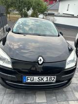 Renault Megane Bose Edition ENERGY TCe 130 Start & S... - Renault Megane aus 2011: Bose