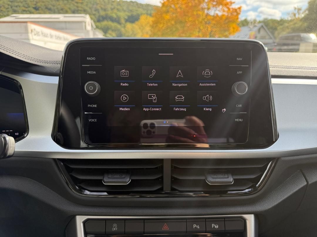 T-ROC Life 1,5 TSI DSG Navi Kamera LED ACC