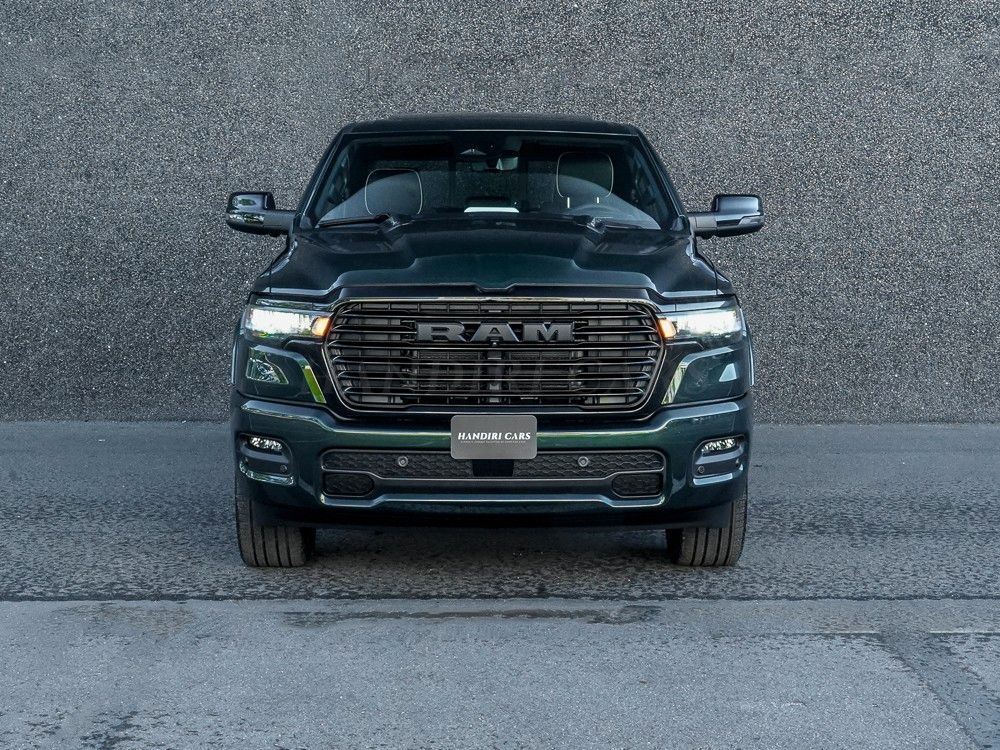 Dodge 2026 5.7L V8 HEMI! RAM 1500 Laramie €74000 +ADG imagem 2