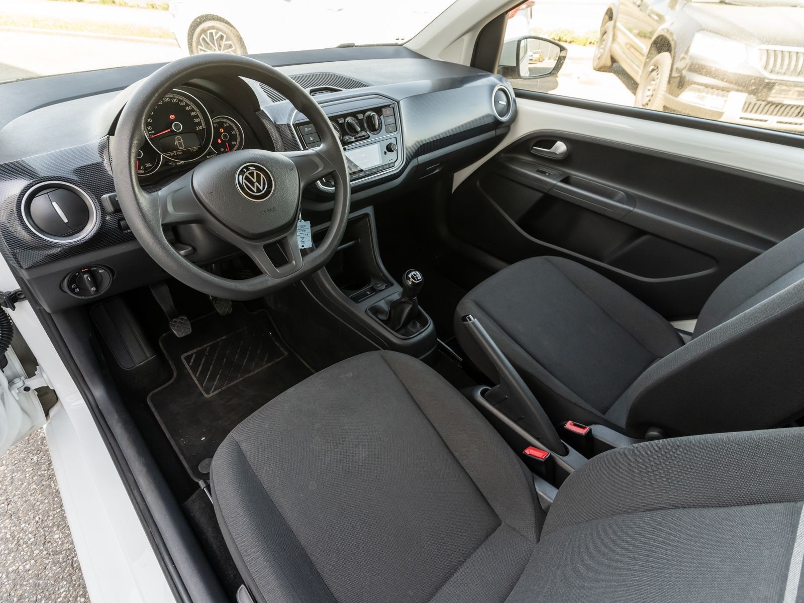 Volkswagen up! - Bild 12