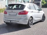 BMW 218i Sport Line AHK NAVI PDC - BMW 218 Active Tourer aus 2019