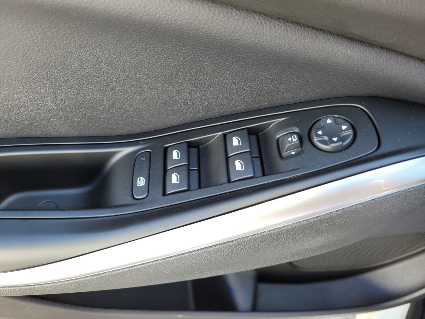 Fahrzeugabbildung Opel Grandland GS Line mit SHZ+LHZ+Kamera+AHK