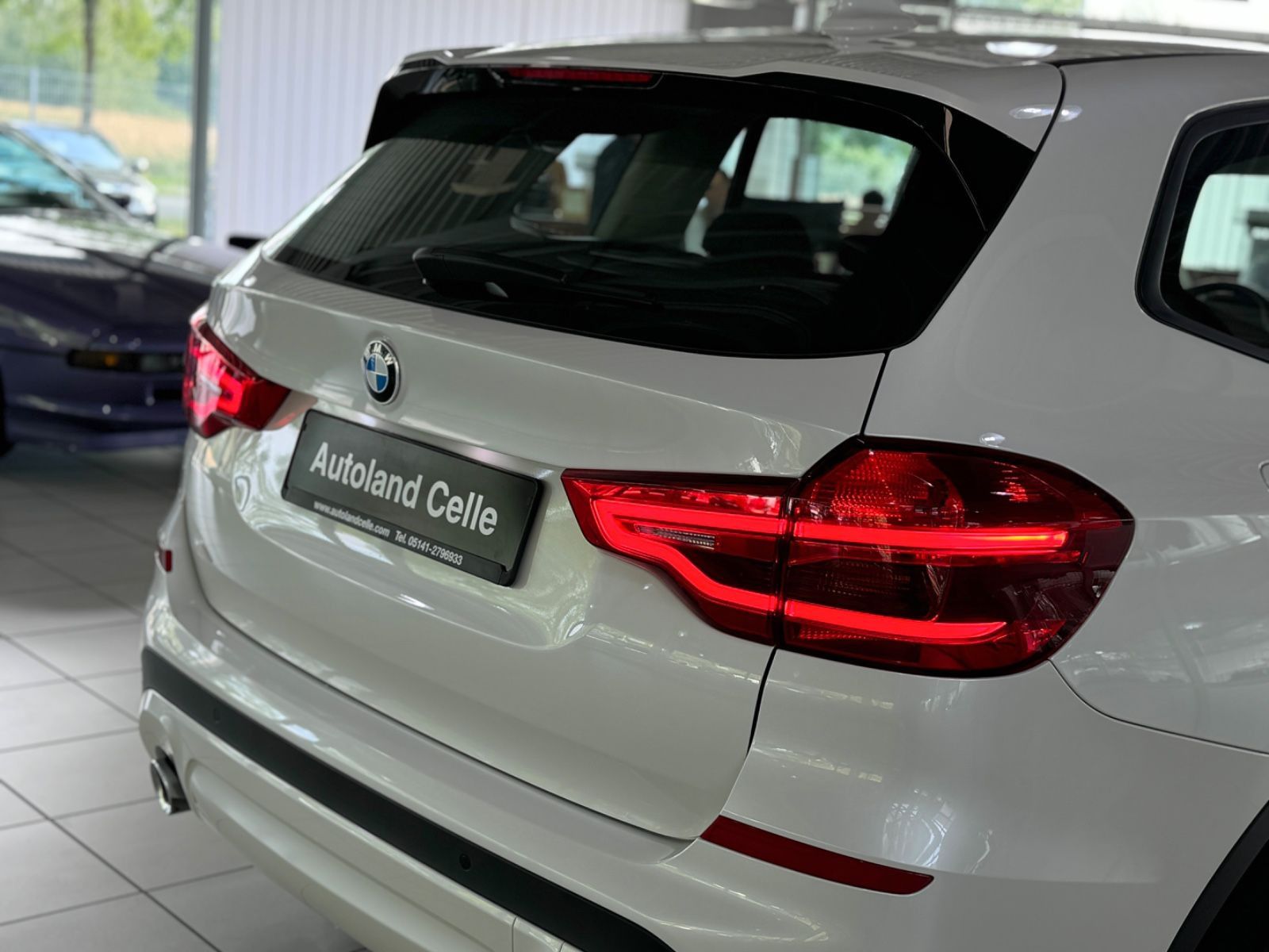 Fahrzeugabbildung BMW X3 xD20d Alarm PDC DAB Tempomat LED 18Zoll