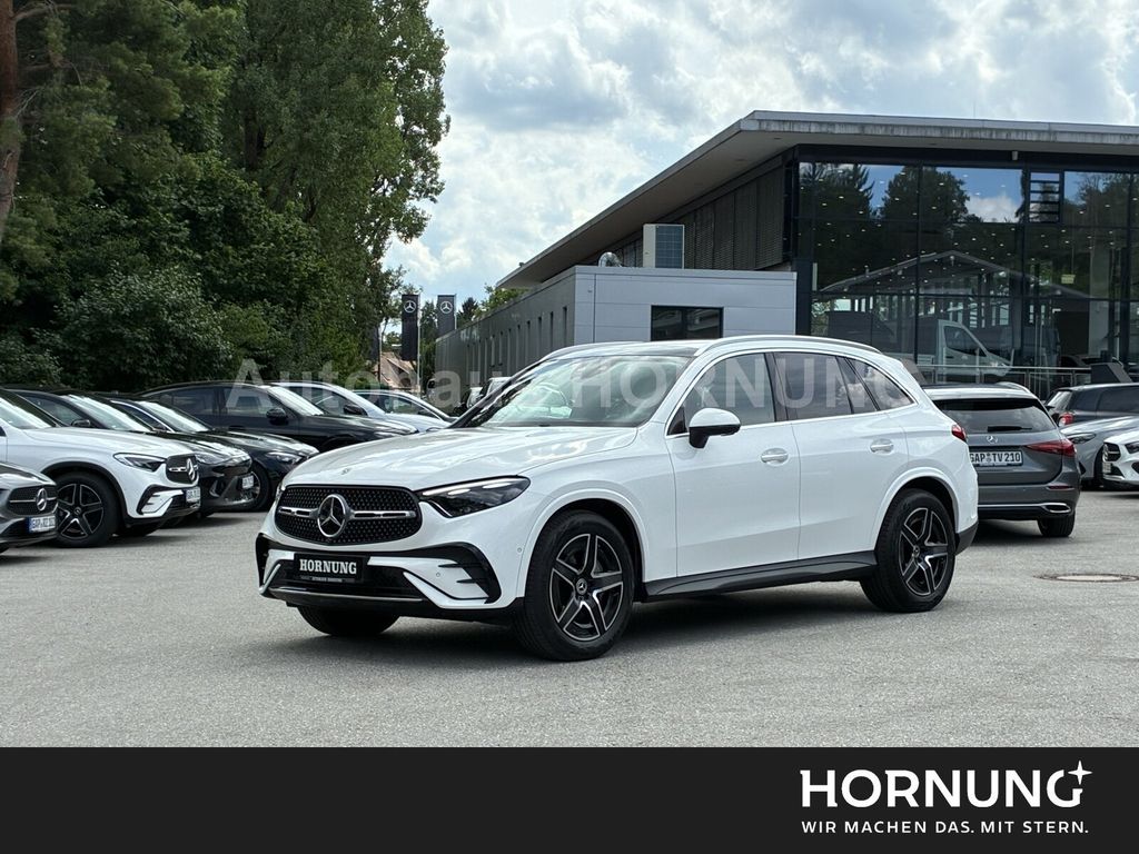 2025 Mercedes-Benz GLC 220
