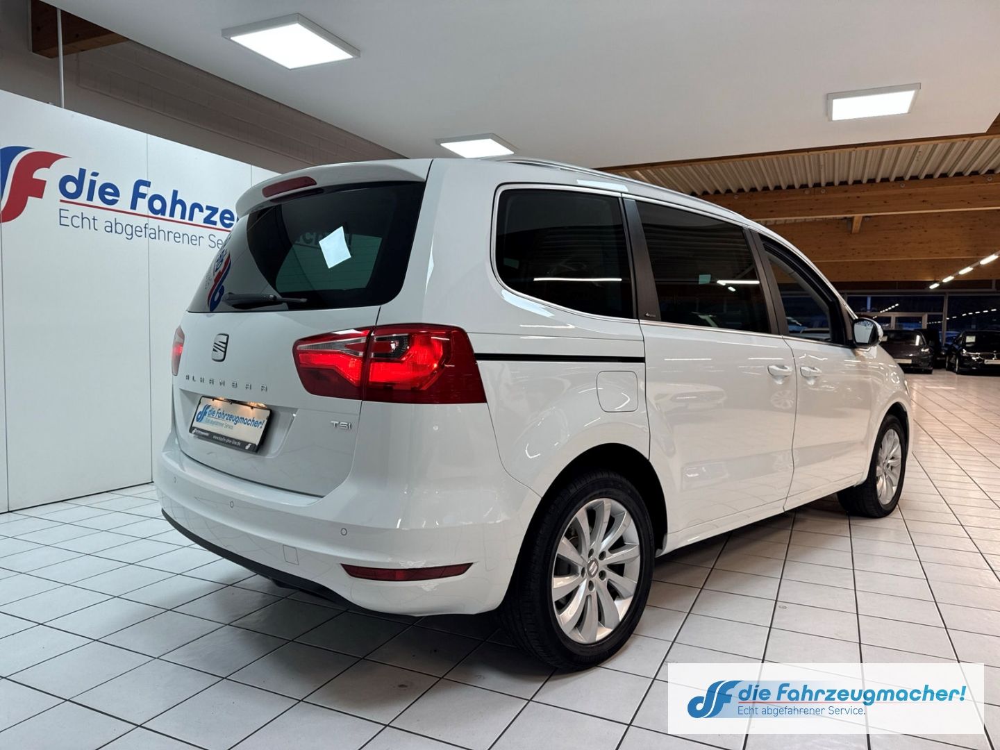 Fahrzeugabbildung SEAT Alhambra 4Kids Klimaautom Rückfahrkam. Temp PDC