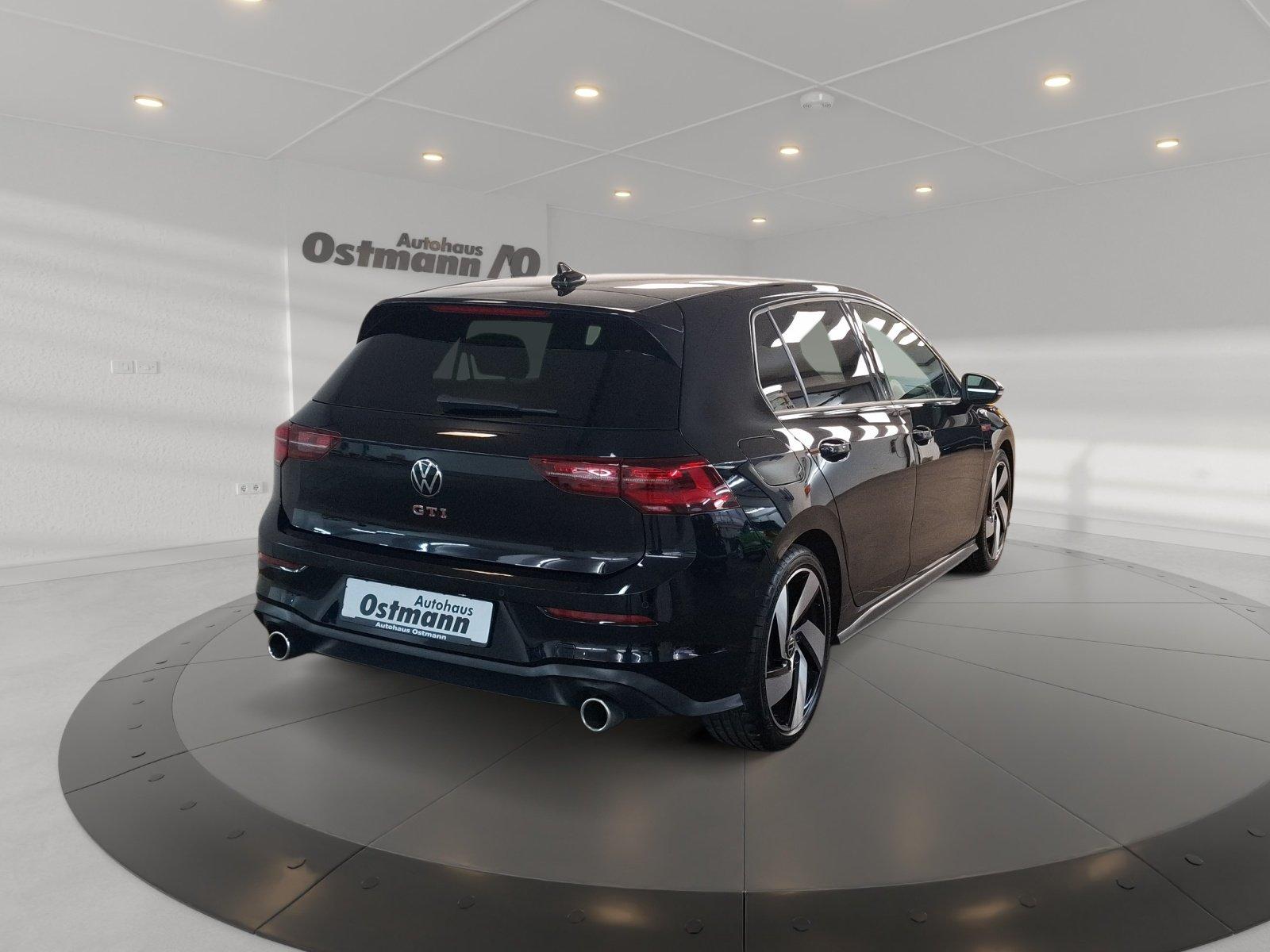 Volkswagen Golf VIII GTI 2.0 TSI 4xSHZ ACC Navi RFK STH