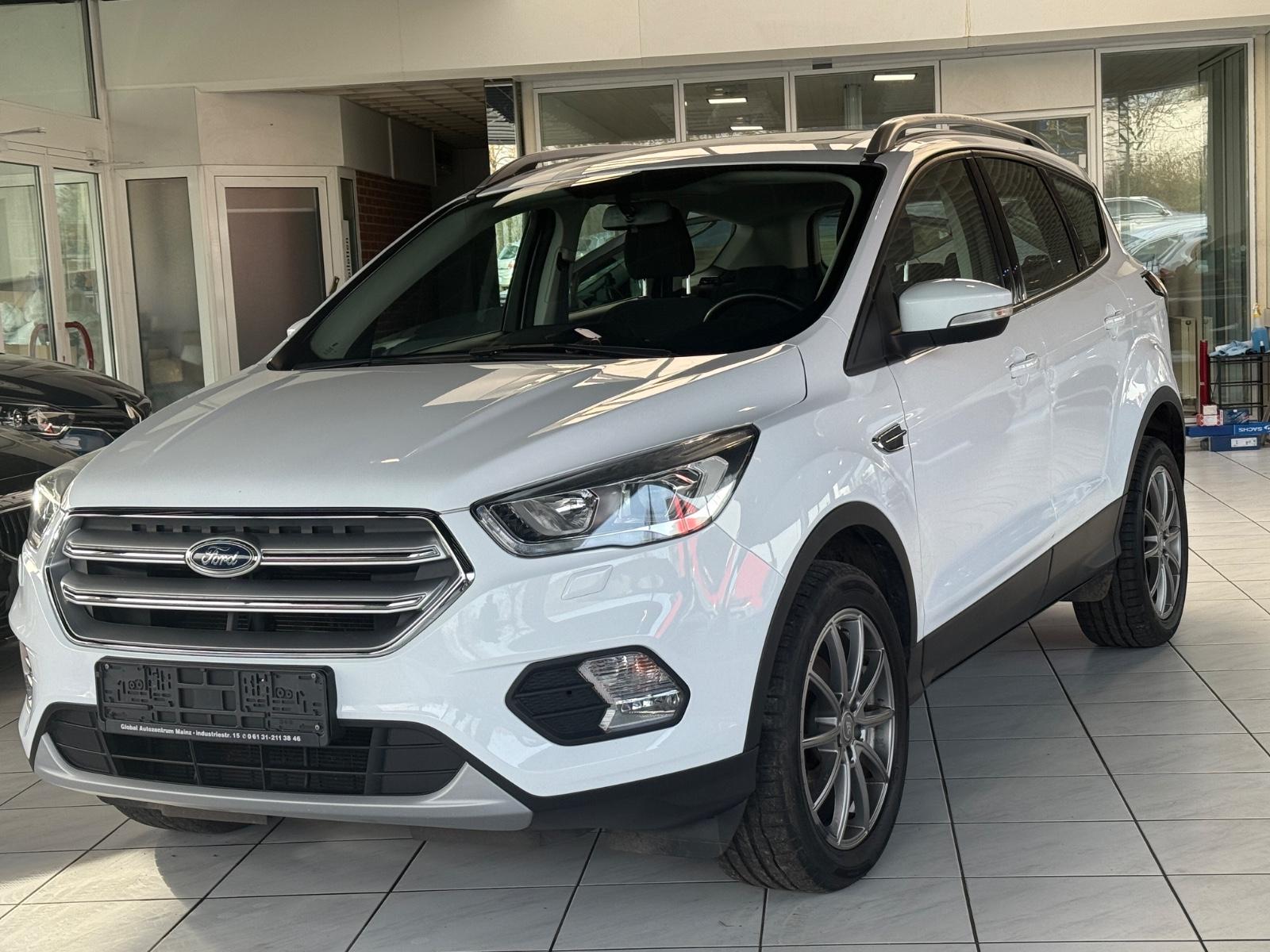 Ford Kuga Cool & Connect