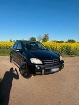 Mercedes-Benz Mercedes ML 320 AMG - Mercedes-Benz ML 320: AMG