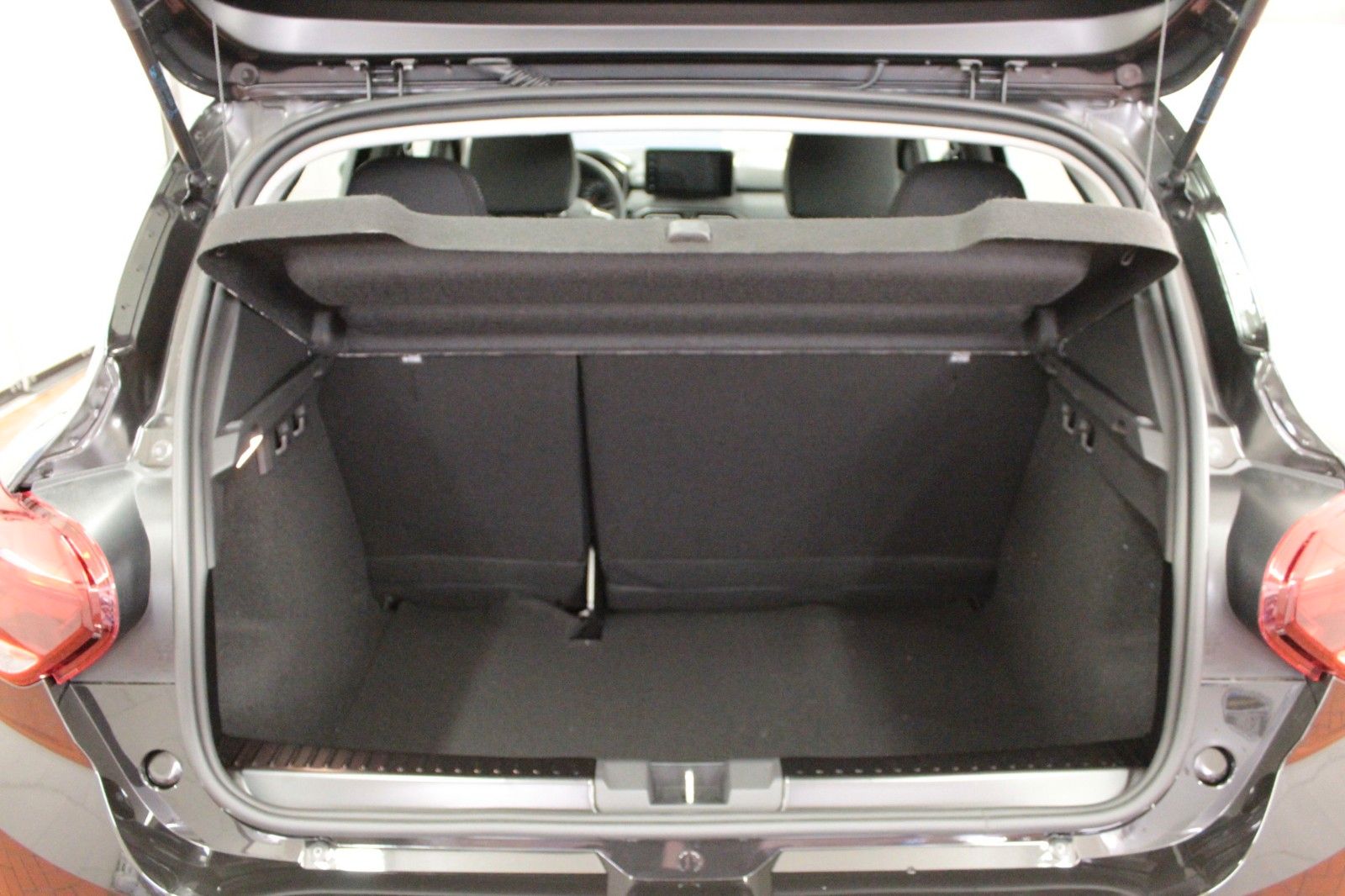 Fahrzeugabbildung Dacia Sandero TCe 90 Expression*15103*