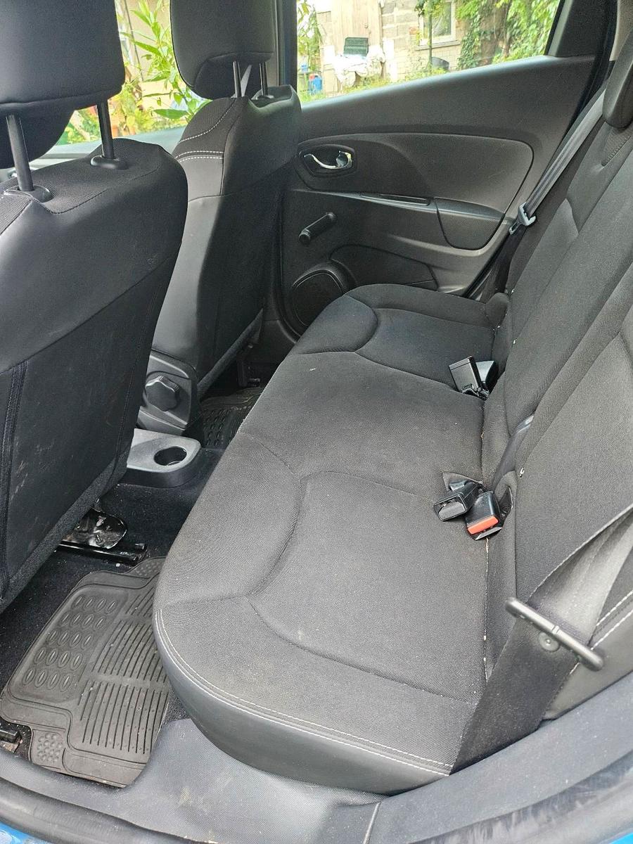Renault Clio 2015 — photo 11