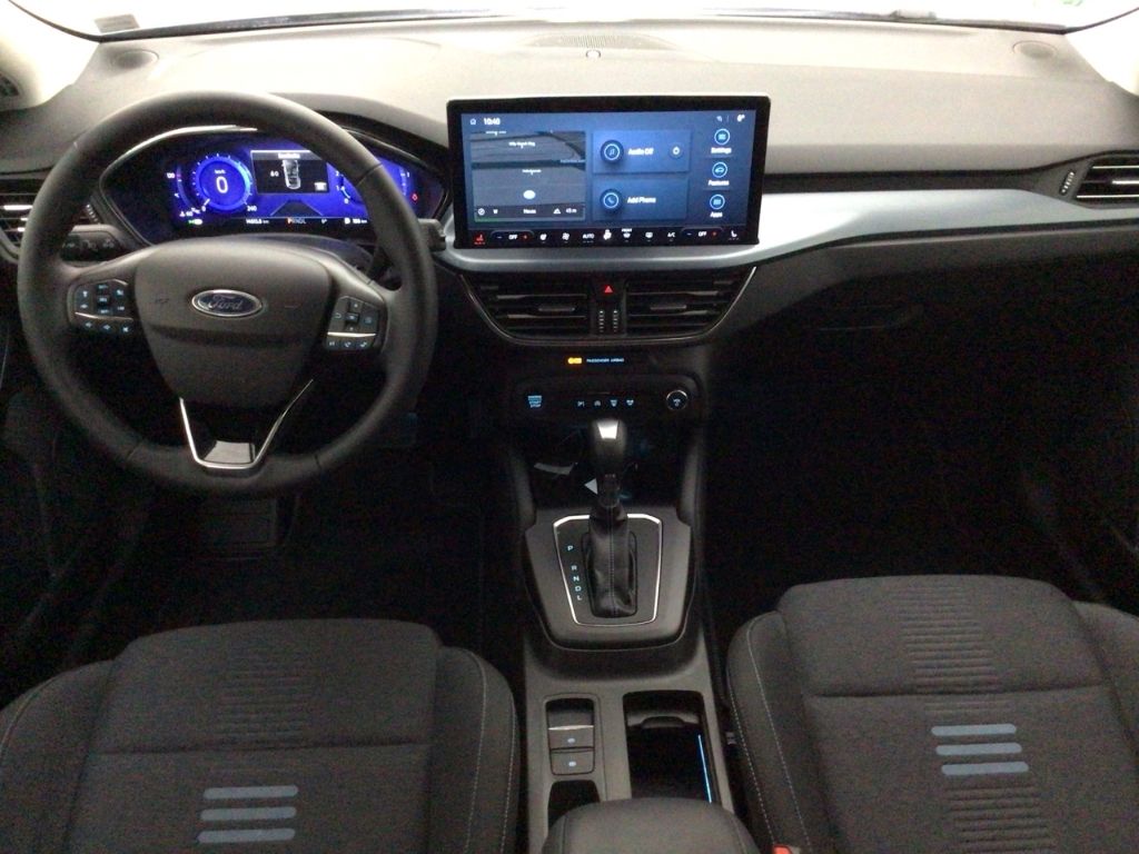 Fahrzeugabbildung Ford Focus Turnier Active X 1.0 EcoBoost Mild-Hybrid