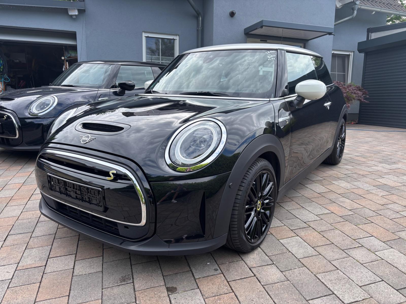 MINI Cooper SE Leder Pano HUD Navi LED KAM H/K 1.Hd