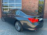 BMW 750i xDrive,DACH,360 KAM,SOFTCLOSE,XENON,HEAD-UP - BMW 750 aus 2011: 750i