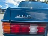 Mercedes-Benz 250 - sehr gut erhalten - einsteigen + losfahren - blaue Mercedes-Benz 250