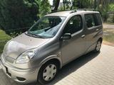 Toyota Yaris 1.3 Automatik - - Toyota Yaris: Van
