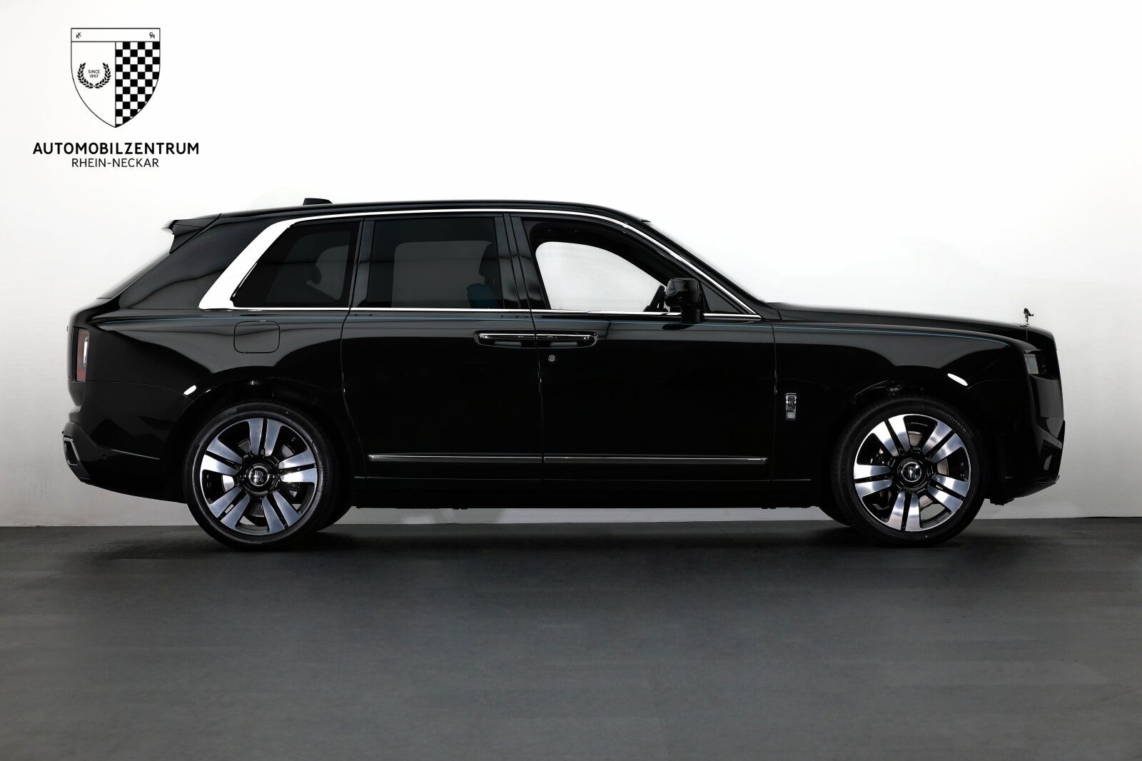 Rolls-Royce Cullinan - Bild 8