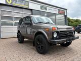 Lada Niva 4X4 Luxus Legend, Klima, Mike Sanders - scheckheftgepflegte Lada Niva