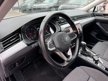 Volkswagen Passat Variant - 11