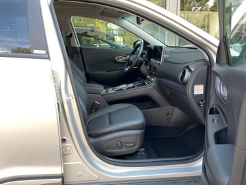 Fahrzeugabbildung Hyundai KONA Elektro 64kWh Premium NAVI LEDER SITZP SD