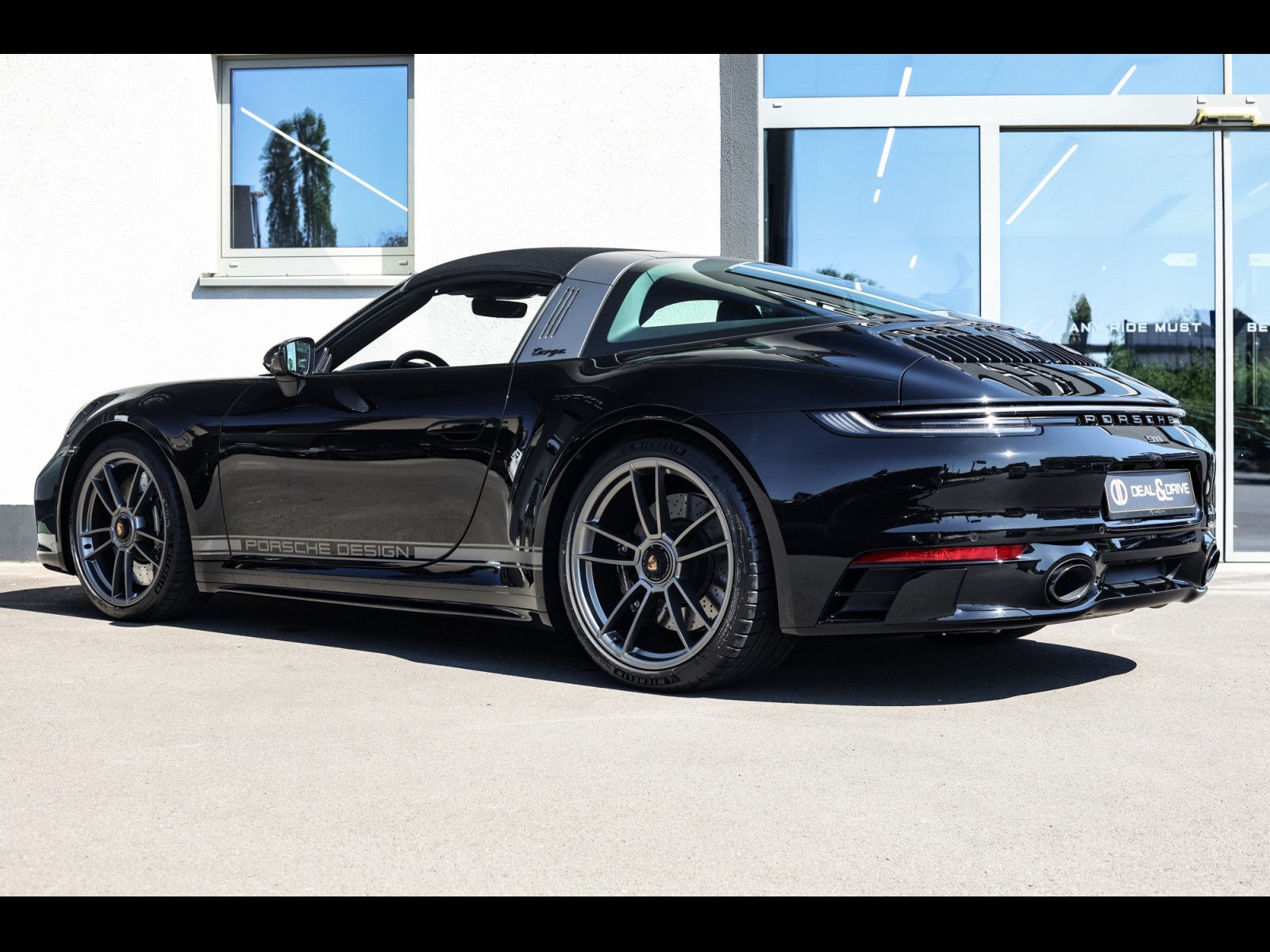 Porsche 911 992 TARGA 4 GTS 50 YEARS PORSCHE DESIGN°PPF imagem 3