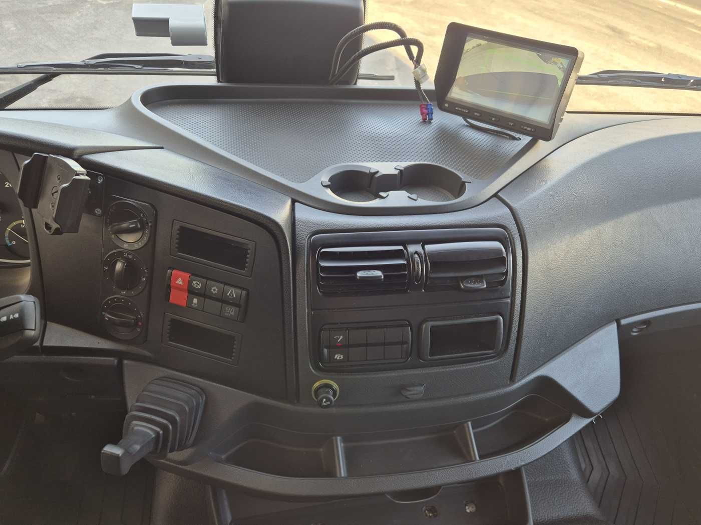 Fahrzeugabbildung Mercedes-Benz Atego 1524 L Klima Standheizung LBW 1.500kg