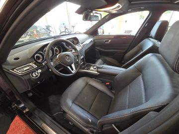 Mercedes E 220 - 10
