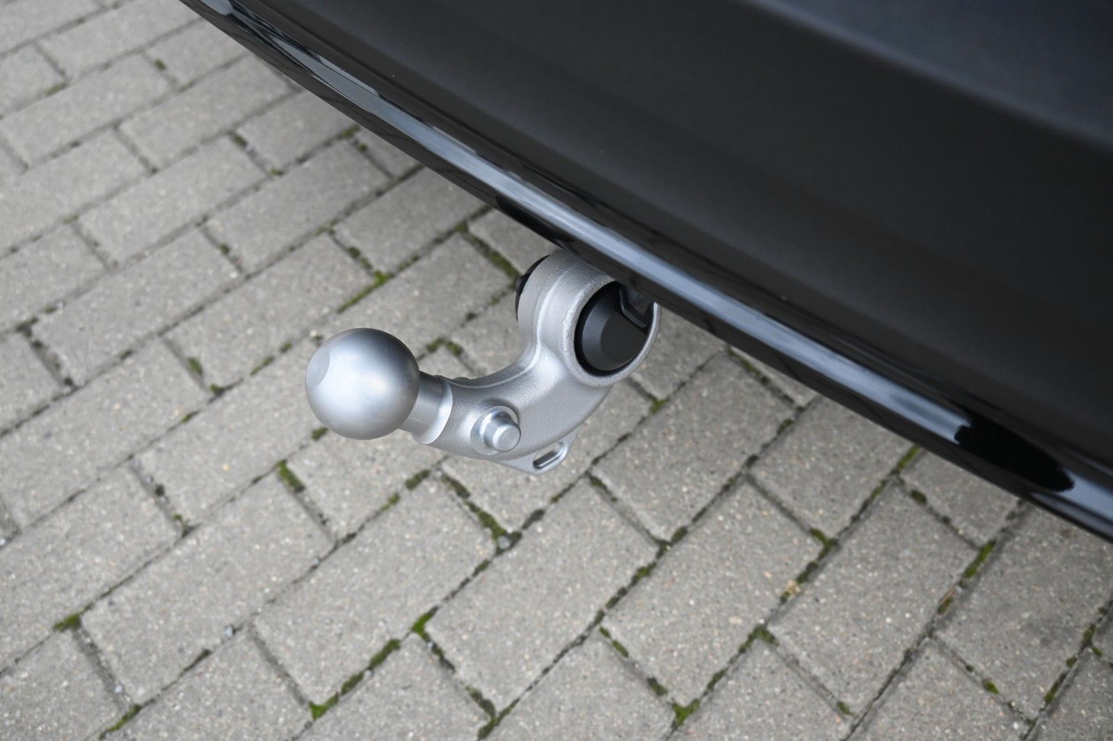 Fahrzeugabbildung Volvo XC40 B3 DSG Plus Dark*360°*ACC*AHK*Allwetter