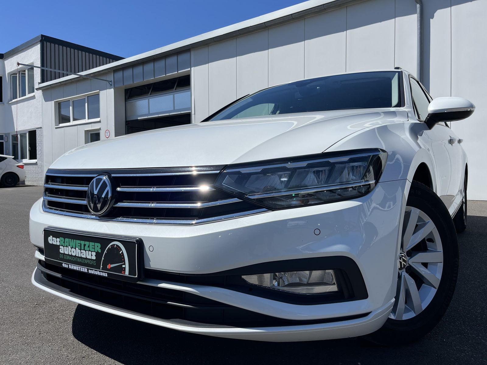 Volkswagen Passat Variant - 1