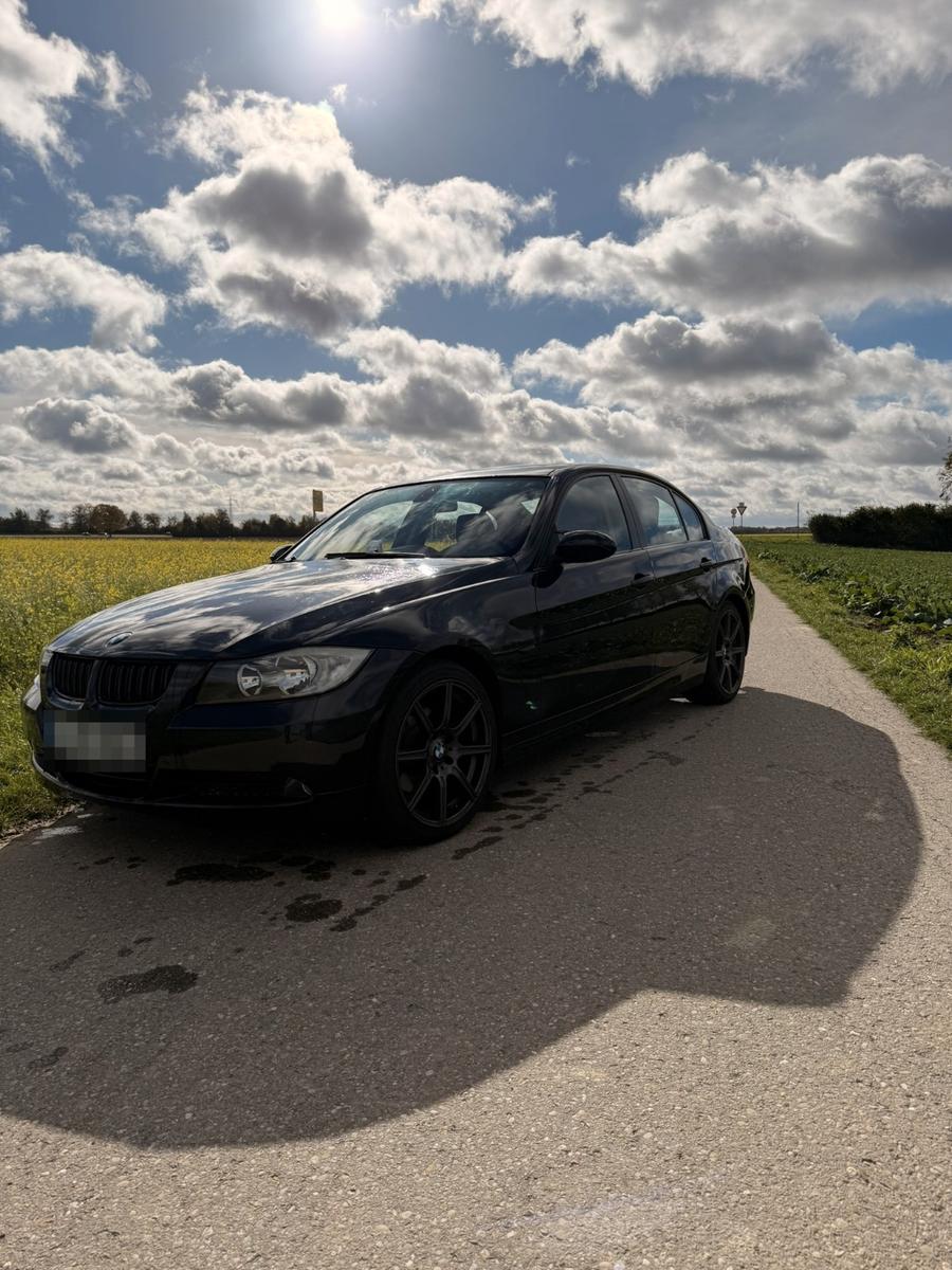 BMW 320