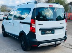 DACIA Dokker Stepway*AHK*LPG*SCHECKHEFT*Navi*Kamera