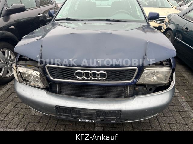 Audi A4 1.8 Auto , 3- HAND , MOTOR STARTET