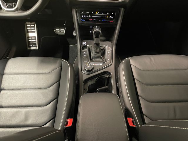 Tiguan R-Line 2.0 TSI DSG 4M AHK NAVI LED