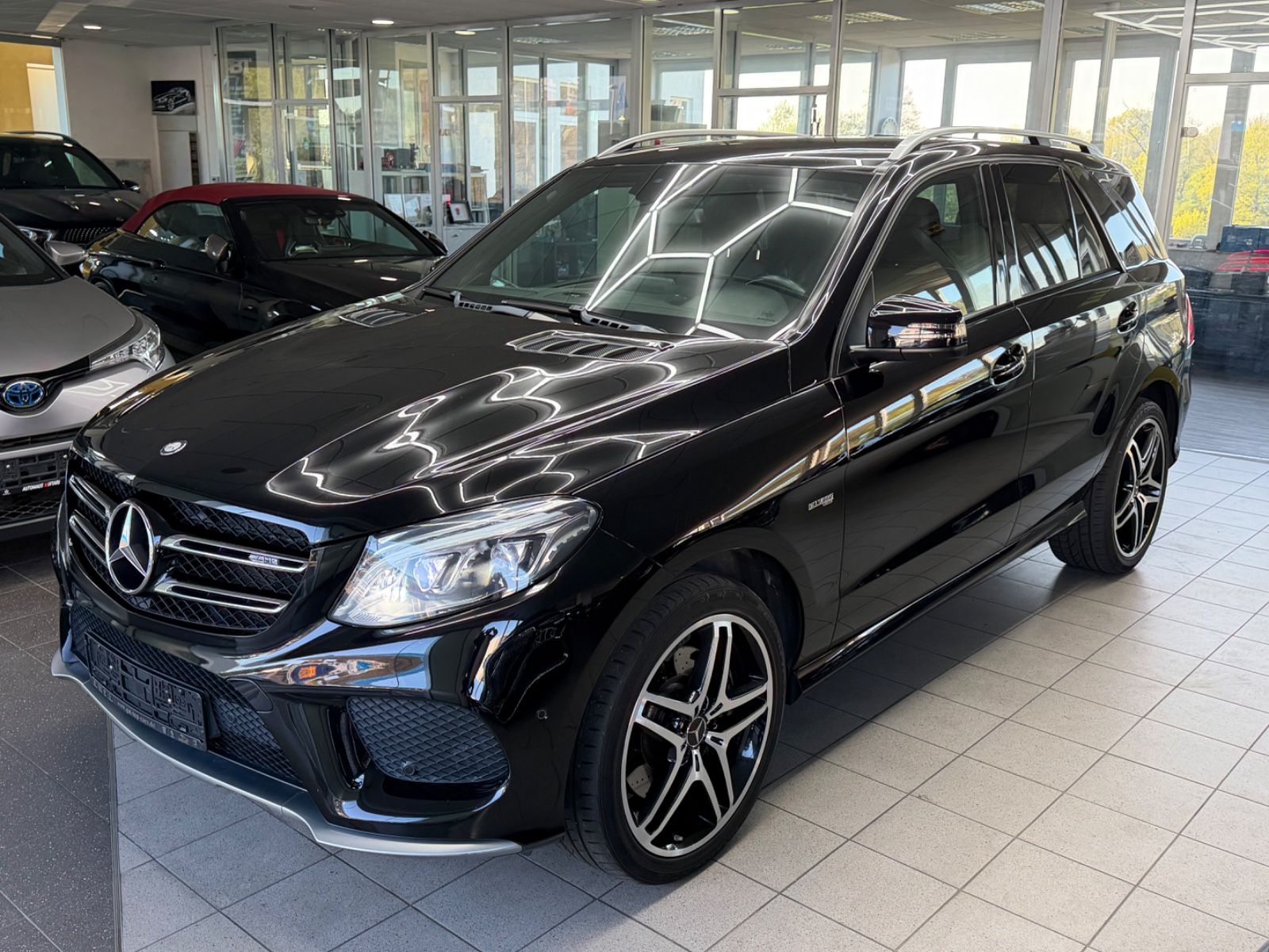 MERCEDES-BENZ GLE 43 AMG 4 MATIC STANDHZG LED KAMERA Airmatic