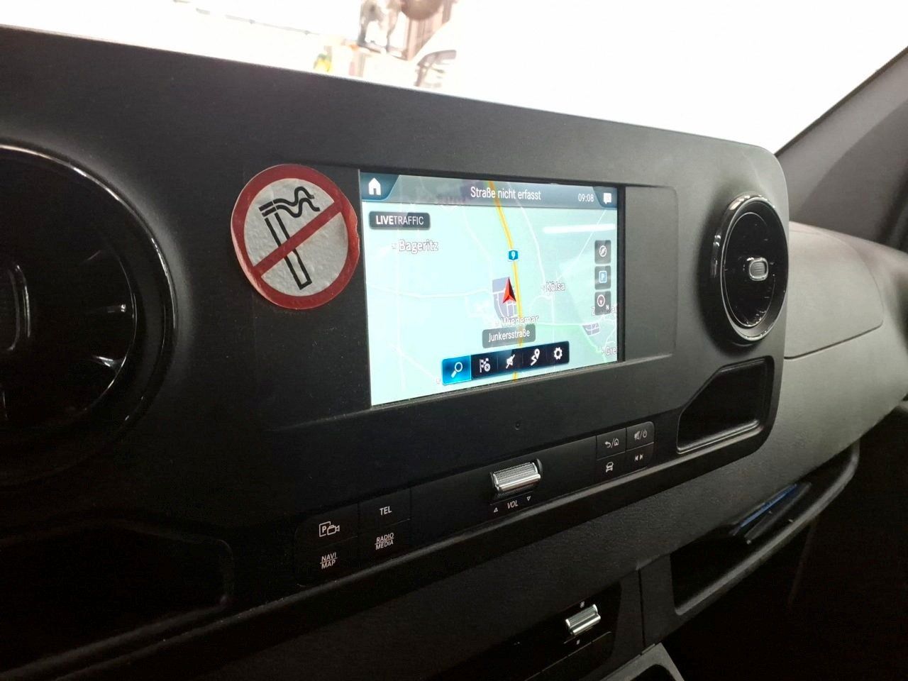 Fahrzeugabbildung Mercedes-Benz Sprinter 317 CDI 3665 Klima Kamera SHZ MBUX