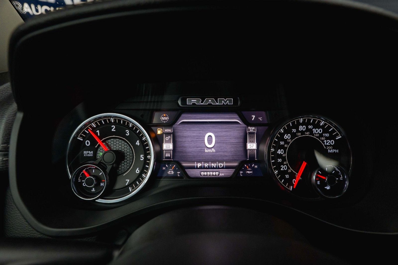 Fahrzeugabbildung Dodge RAM 5.7 V8 HEMI 4x4 LARAMIE LPG Offroad Bodylift