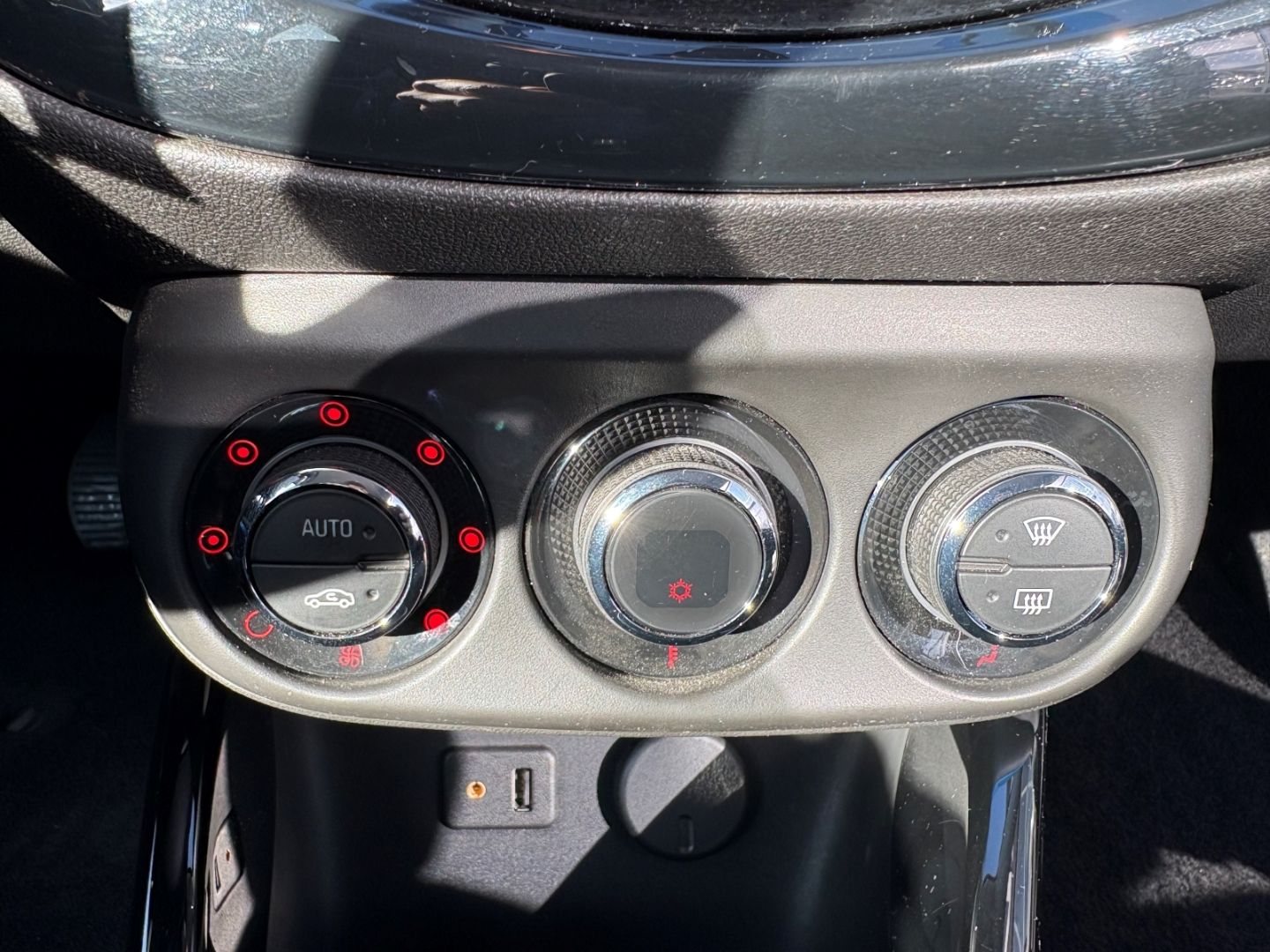 Fahrzeugabbildung Opel Adam Slam ecoFlex 1.0 Turbo KLIMA Klimaautom SHZ