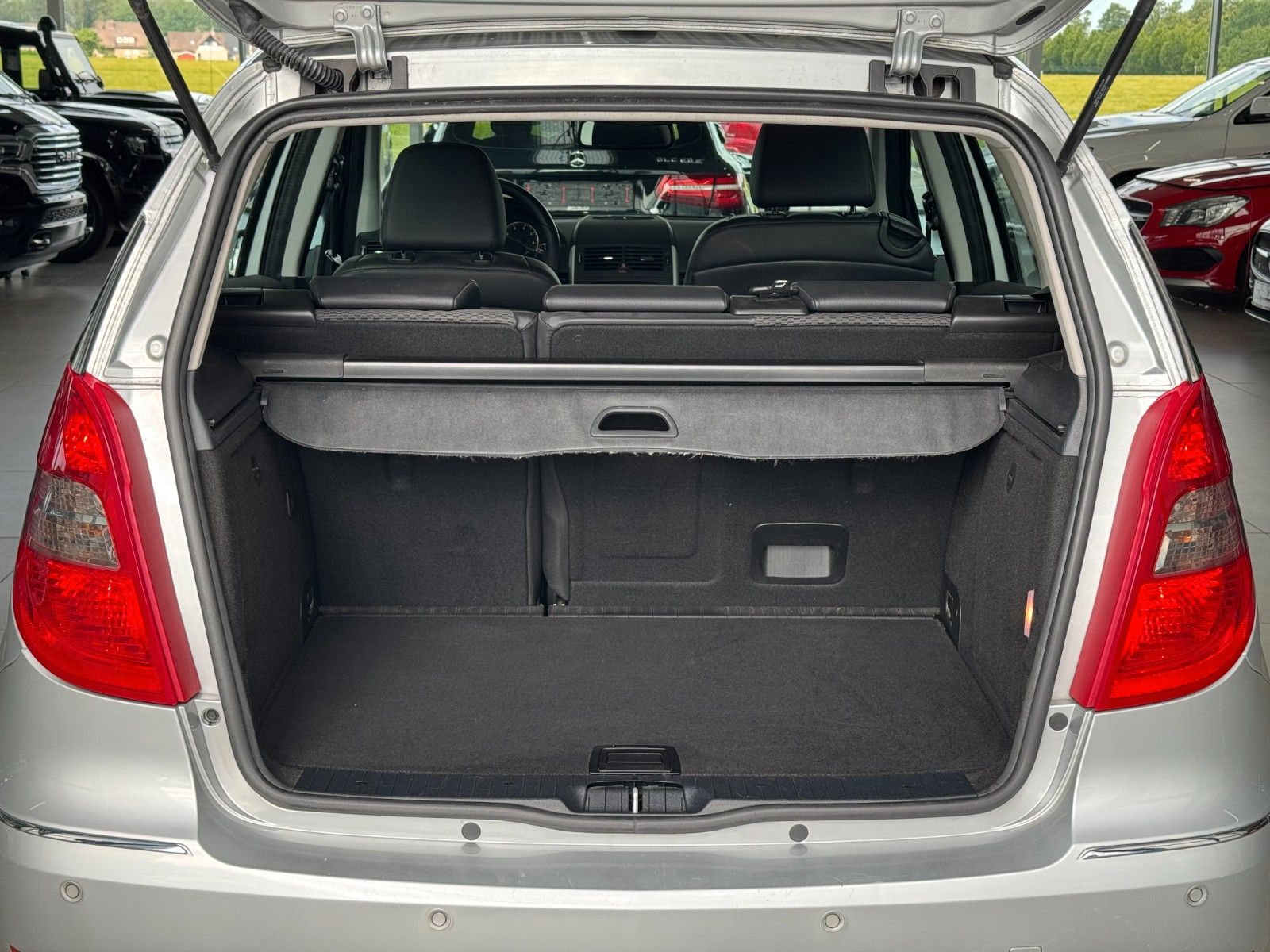 Fahrzeugabbildung Mercedes-Benz A 160 Avantgarde "Klima Parksensoren Sitzheizg."