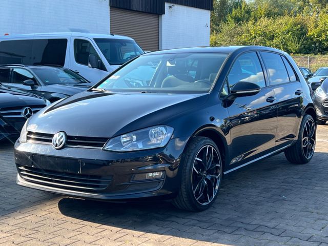 Volkswagen GOLF VII 1.2 TSI LIM. 5 TÜRER * NAVI * 2x KLIMA