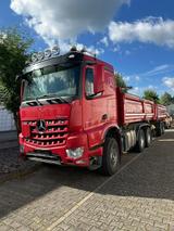 Mercedes-Benz Actros 2648 Kipper 6x4 + Kipper Anhänger Schwm. - Stationärer Kran