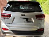 Kia Sorento 2.2 CRDi AWD Platinum Edition Automa... - Kia Sorento: Privatanbieter