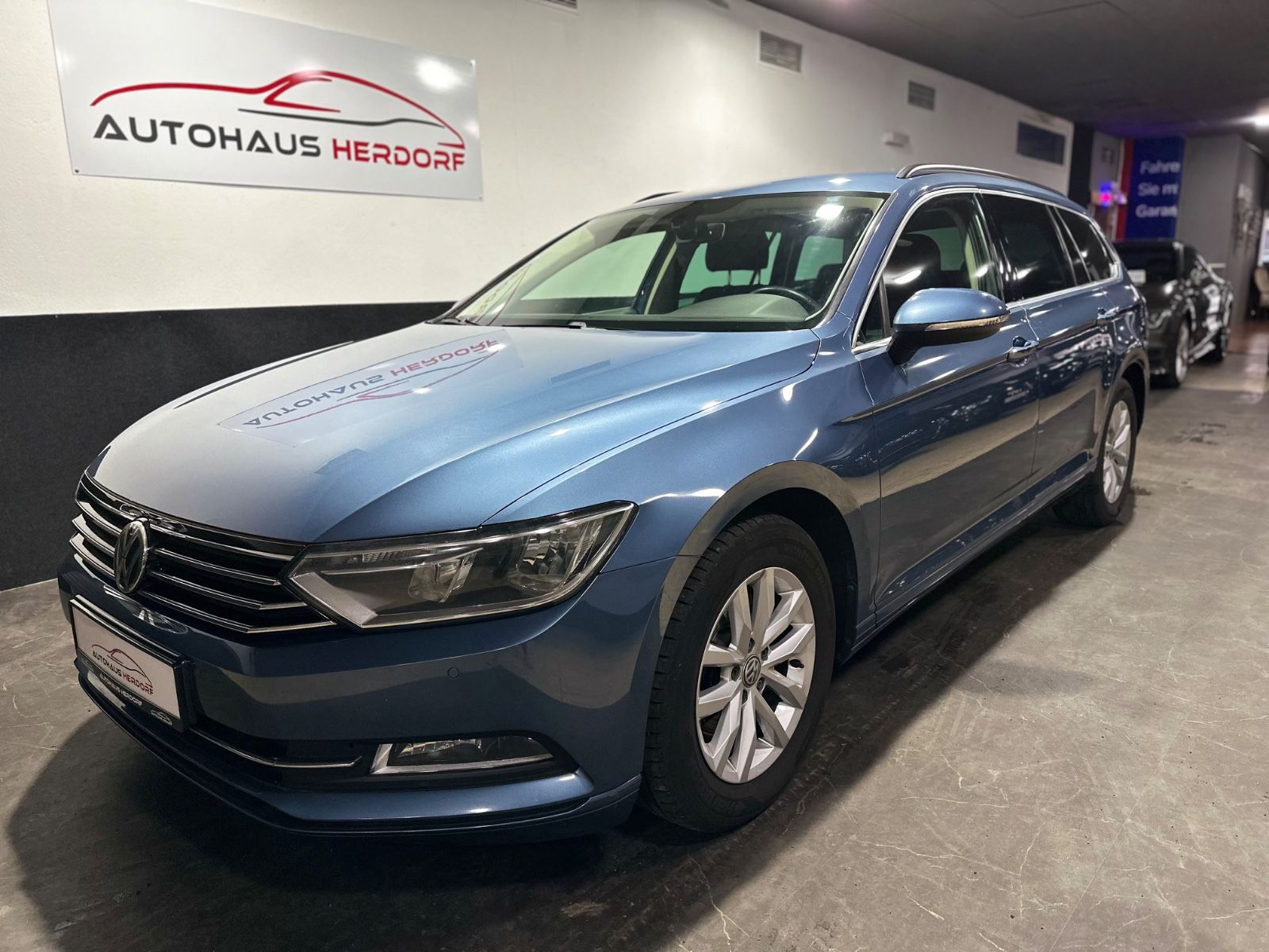 VW Passat Variant