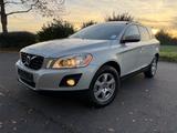 Volvo XC60 2.4 AWD,AHK, Klima,Navi,SHZ - gebrauchte Volvo XC60 aus dem Jahr 2009