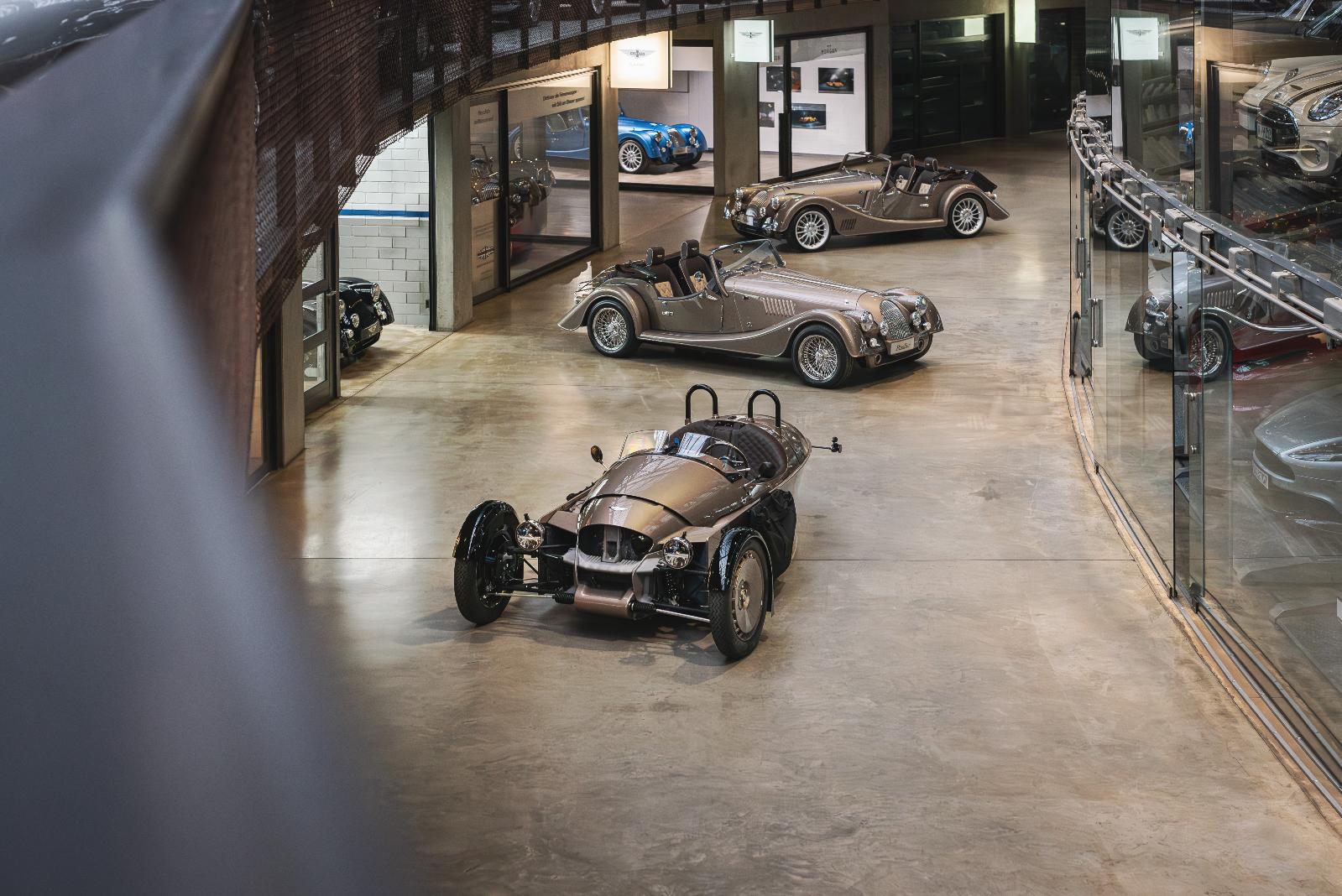 showroom-image-main