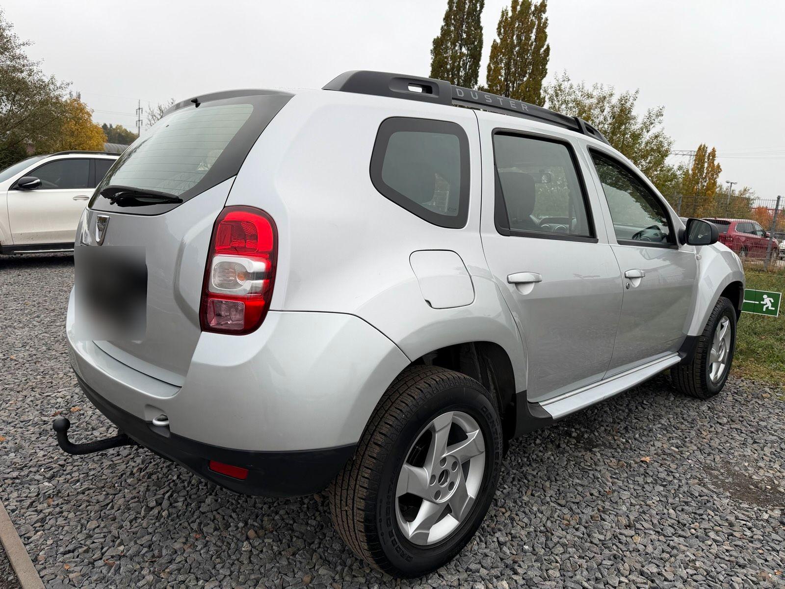 Dacia Duster 2015 — фото 12