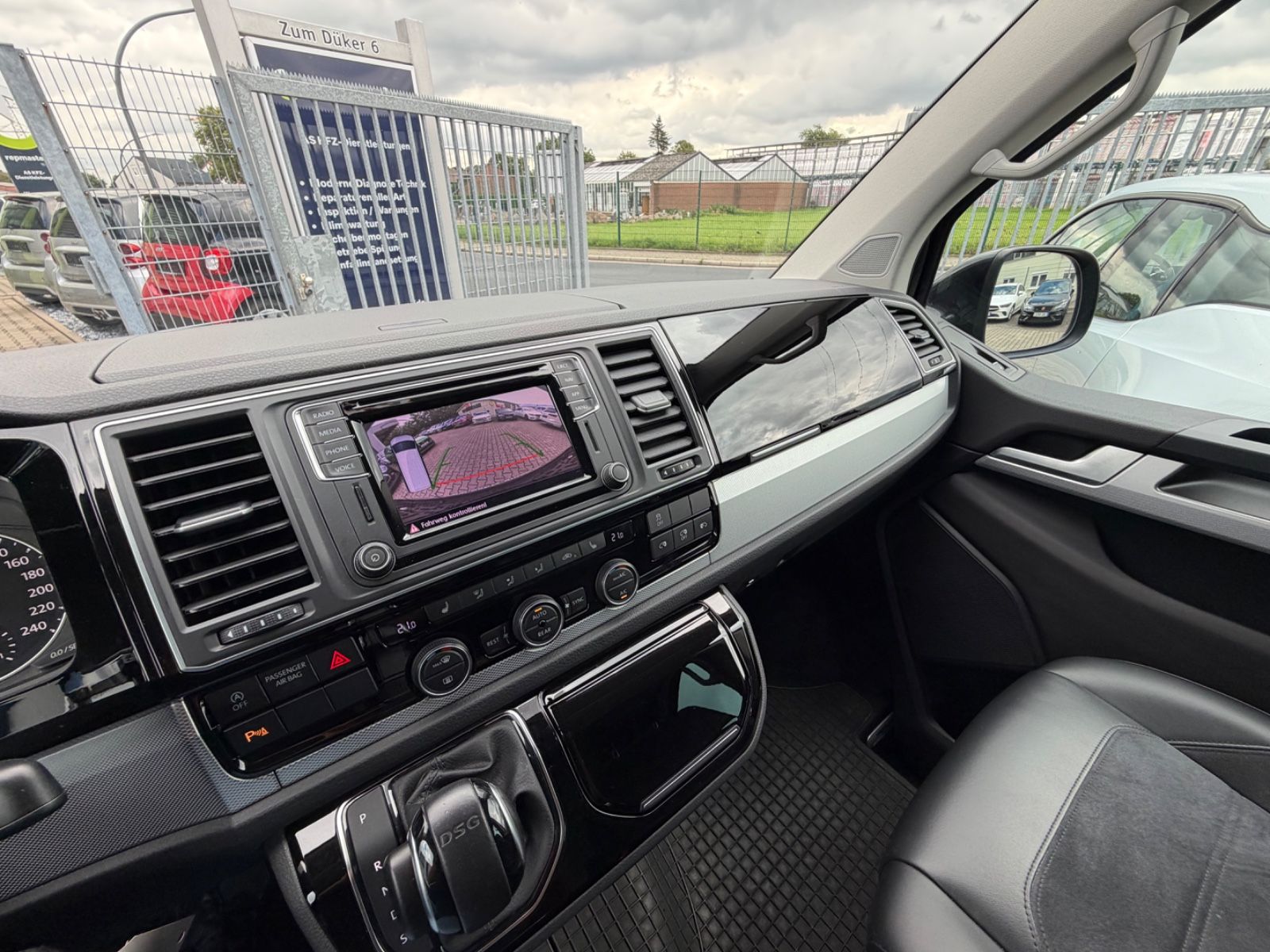 Volkswagen T6 Multivan HIGHLINE LEDER KLIMA EL.TÜREN KAMERA foto 21