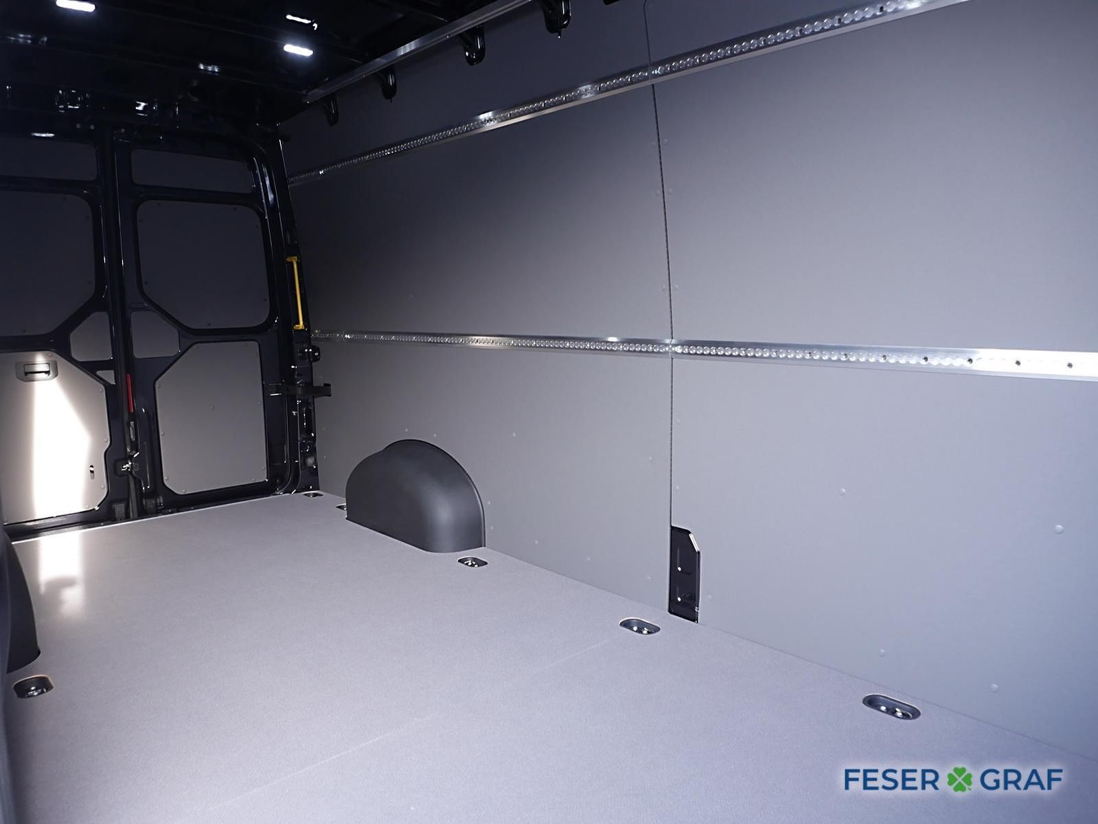 Volkswagen Crafter - Bild 11