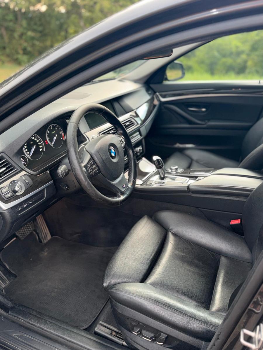 BMW 530d Touring - AHK ACC HUD Soft Close CarPlay