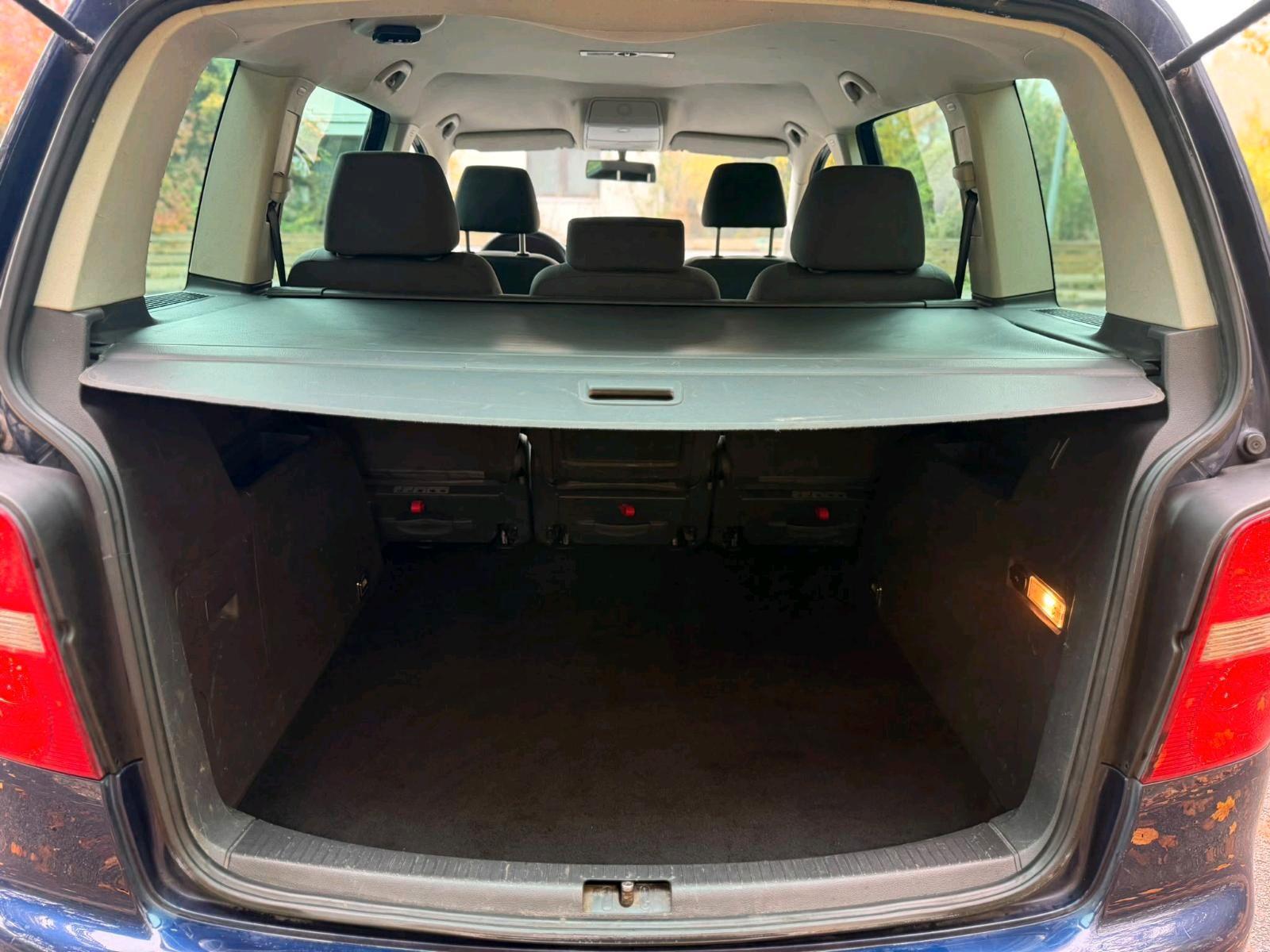 Volkswagen Touran 2006 — photo 10