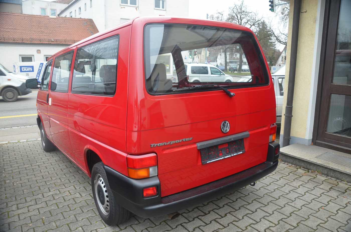 Volkswagen T4 Bus 2.5 Benziner,  Langer Radstand,  Schiebed