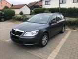 Skoda Octavia 1.6 Classic Combi Classic - Skoda Octavia: Classic